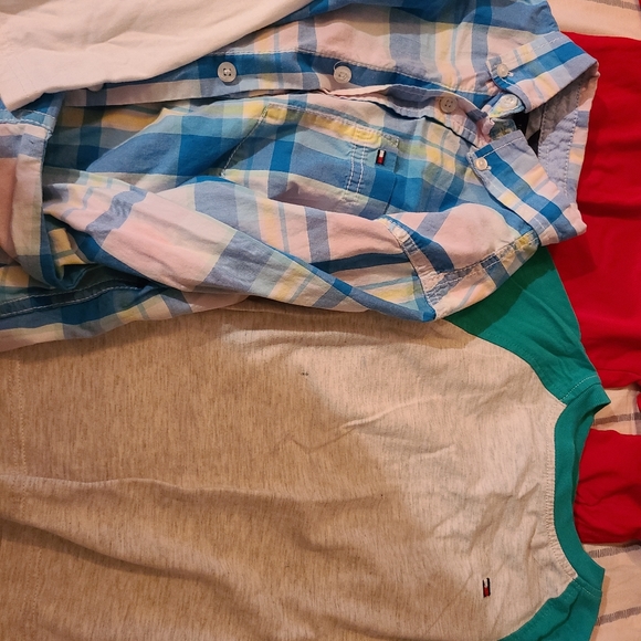 BOYS 9 PIECE TOMMY HILFIGER LOT SIZE 5 - Picture 4 of 6